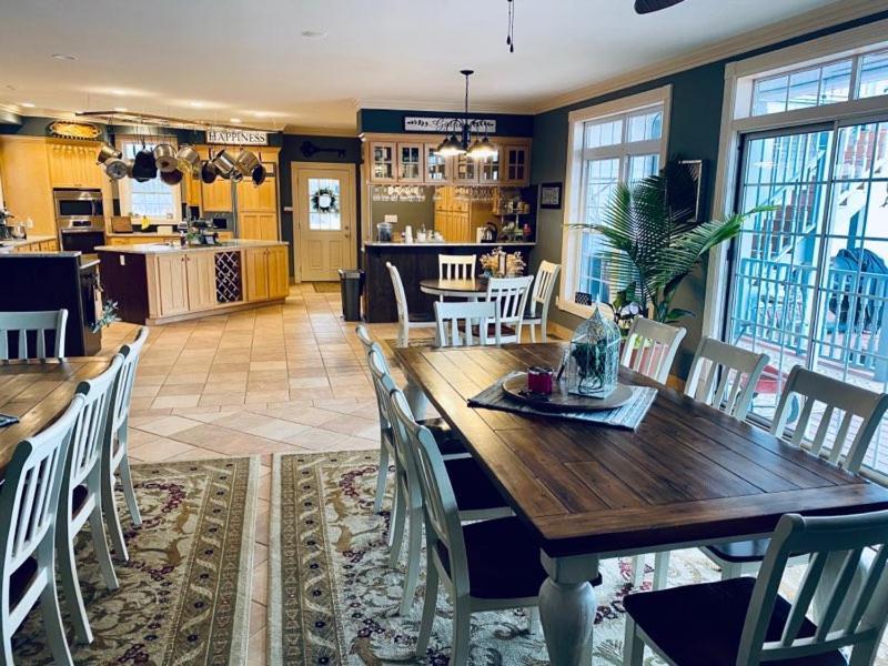Barren Breeze Bed And Breakfast Lucas Luaran gambar